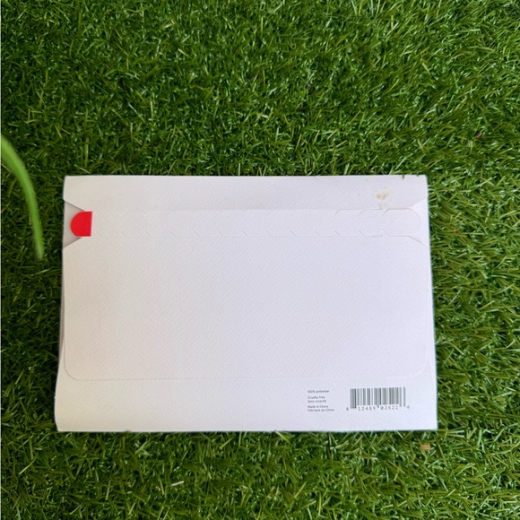 Glossier balm dotcom scarf, Handkerchief, Makeup design New in packaging - Picture 5 of 9